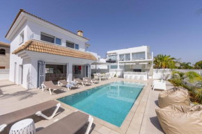 SunnyVillas-3BR New Modern Villa-Private Pool-BLG